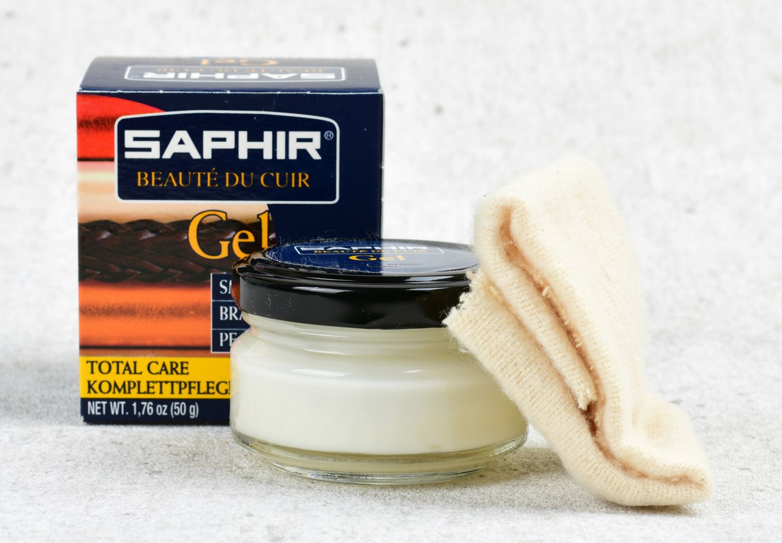 Ošetřující krém Saphir